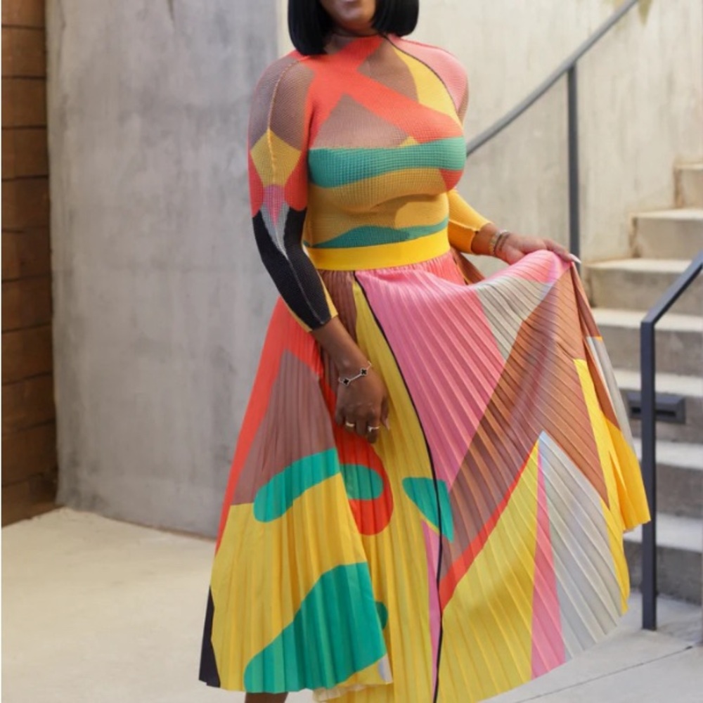 Two piece Boutique style pleated skirt set